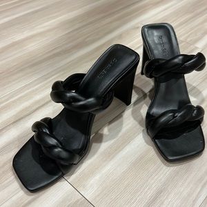 Black high heel sandals size 8